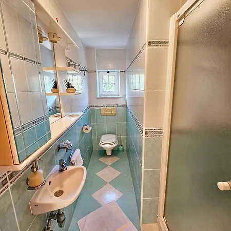 Holiday Sun House בית נופש ויר
